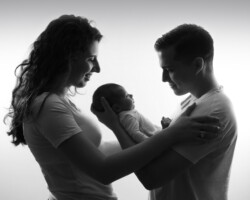 Photo noir et blanc en famille Couple avec bébé noir et blanc