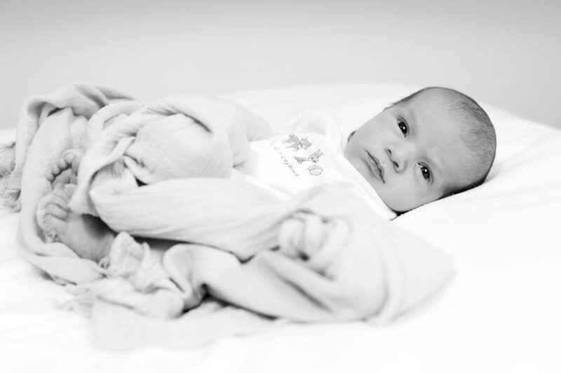 Photographe Yvelines. Photographe grossesse Yvelines. Shooting photo Yvelines. Photographe bébé Yvelines.